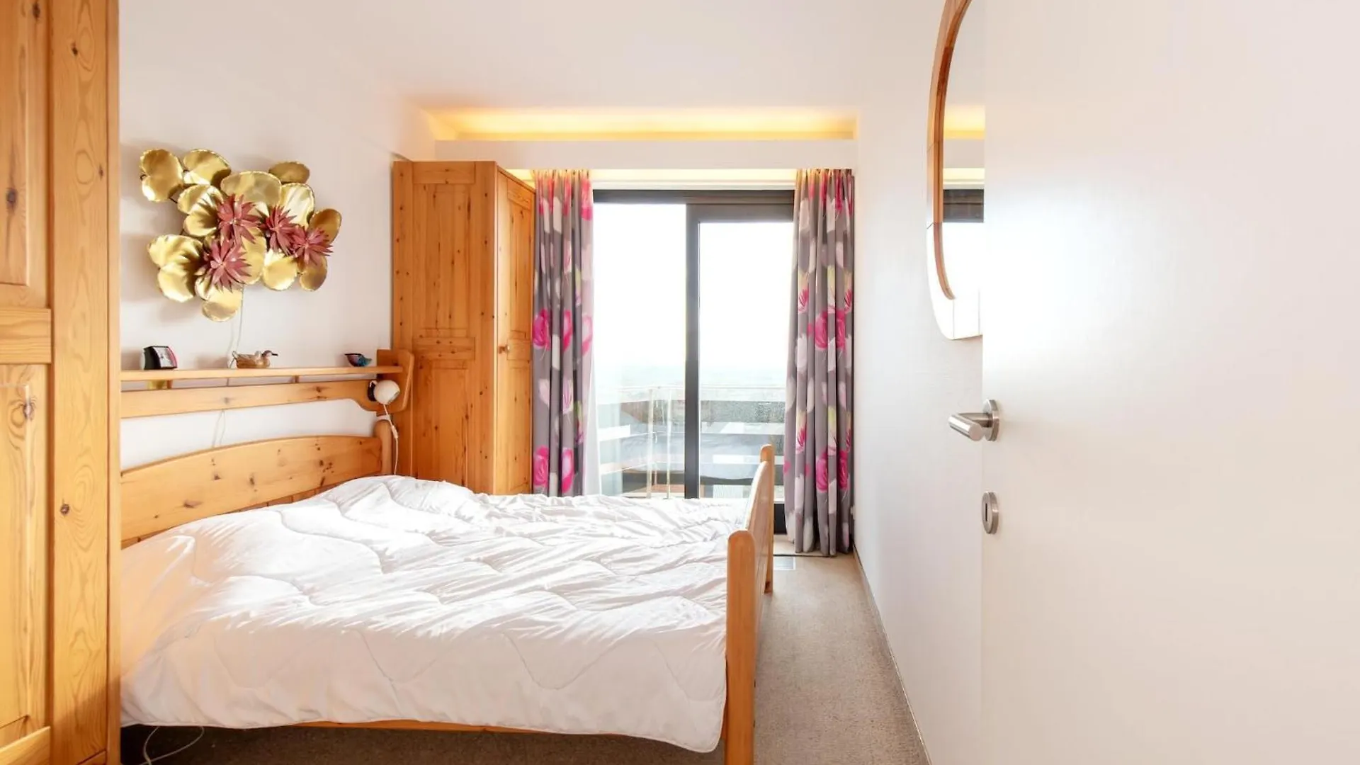 Apartment With View Of Hinterland Middelkerke